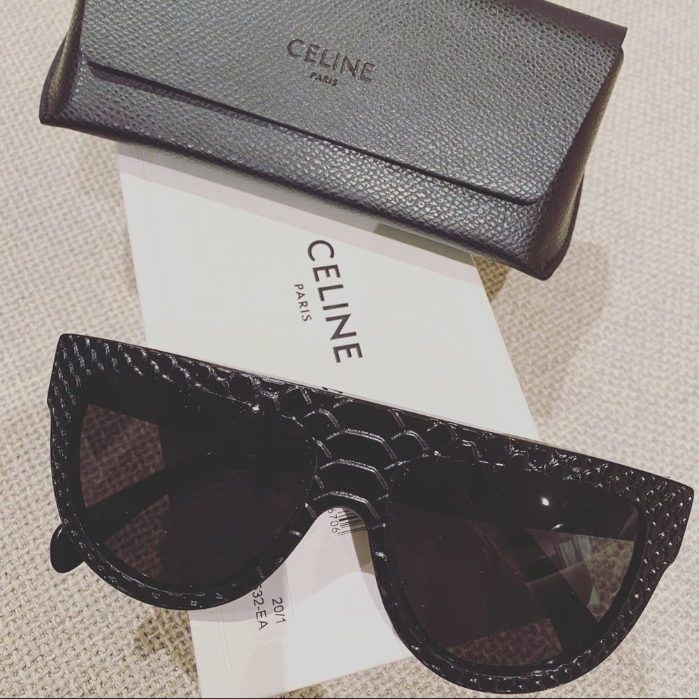LIKE NEW CELINE FLAT TOP SUNGLASSES